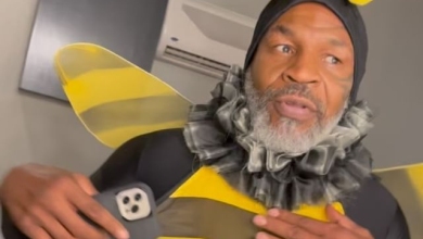 Майк Тайсон танцює та співає в костюмі бджоли. Запальне ВІДЕО