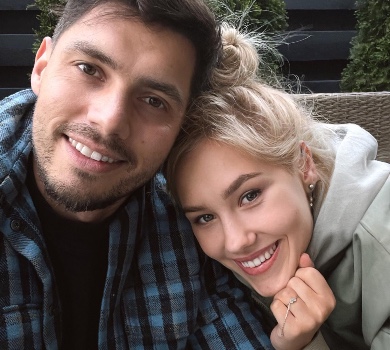 Най-най у квадраті: Квіткова та Добринін показали кумедні фото 11-місячного сина