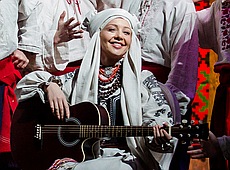 Кароль розповіла про подарунок від сина та виступи в Іраку й Косово