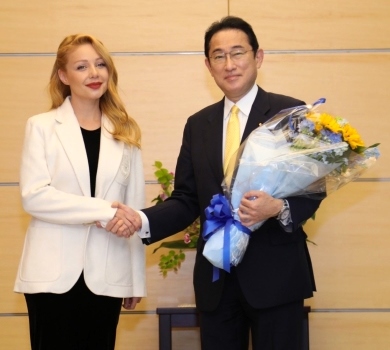 Кароль на зустрічі з прем'єр-міністром Японії: Сьогодні Україна стала щитом для всього цивілізованого світу