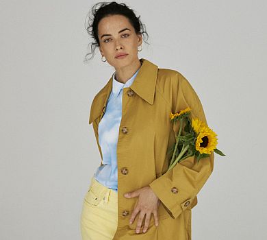 Астаф'єва знялася у жовто-блакитних луках та розказала, що вперше зробила під час війни