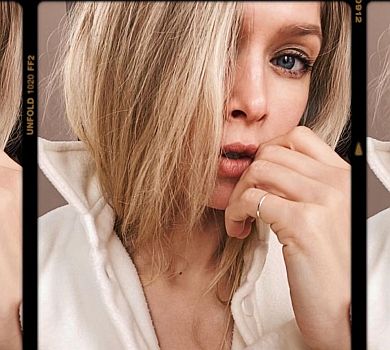 Брежнєва в спідньому оголила сідниці на камеру по FaceTime