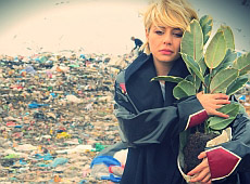 Кароль перейшла працювати на сміттєзвалище