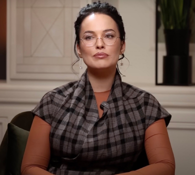 Коли помираєш, підпишеш будь-що: Астаф'єва розповіла, як погодилася на операцію, через яку не може співати