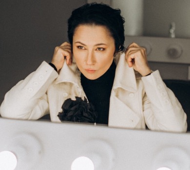 Стрижка на часі: Мозгова здивувала кардинальною зміною іміджу та патріотичним тату. ФОТО