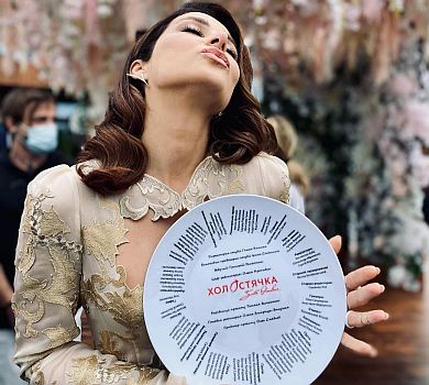 Стоматолог на білому коні та поліцейський з тортом: Холостячка Огнєвіч обрала перших фаворитів