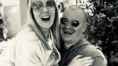 Кошовий у мережі привітав дружину з нікелево-шовковою річницею