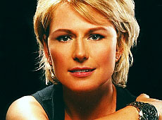 Остапенко з СБУ знімає стрес шопінгом і не довірить груди хірургу 