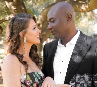 50-річна принцеса Норвегії оголосила про заручини з зірковим шаманом