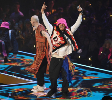 Тейлор Свіфт у сексі-сітці, гуцульський драйв Kalush Orchestra та епатажна Bebe Rexha: яскраві моменти 2022 MTV EMA