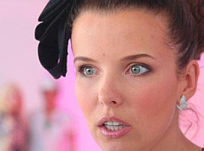 Цимбалюк розповіла, як кінь облизав їй живіт