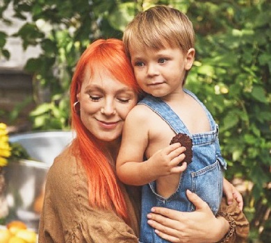 Оrки, ра*исти, нелюди: Тарабарова з малим закликали називати rасіян їхніми іменами