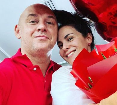 Каменських з Потапом у милому відео закликали кохати 