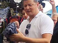 Ляшко в поло за 6 тисяч показово купив дешевих трусів на базарі в Миргороді