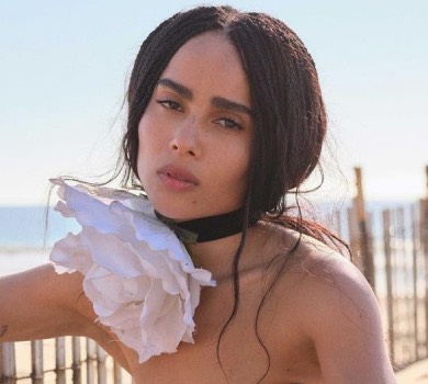 Зої Кравіц засвітила напівголі груди на обкладинці американського глянцю. ФОТО