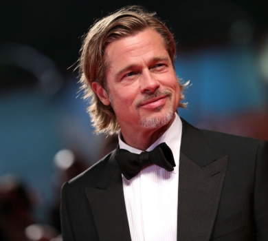 Нездоланні розбіжності: чоловік імовірної пасії Пітта з нею розлучається