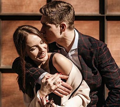 Остапчук зав’язав коханій очі та здійснив її мрію останніх років