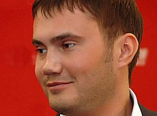 Син Януковича хвалиться тачкою просто в Раді