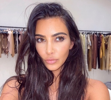 Із дітьми поки не знайомить: як розвиваються стосунки Кардашян із новим хлопцем