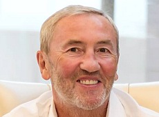 Черновецький написав Божевільну історію про ангелів на землі