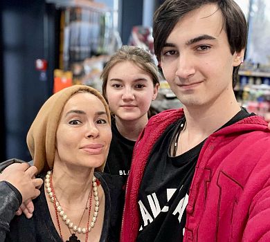 Донька Ющенка повідомила, в яку країну відвезла сина на навчання. ФОТО 