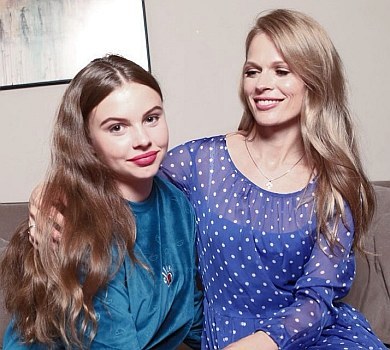 Оце так сильні гени: донька Фреймут показала британську рідню, в яку вдалася. ФОТО