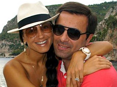 Коновалюк замість старої дружини візьме нову?