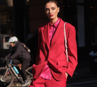 F*ck you putin: Байкова вигуляла красномовний светр на модній вечірці в Нью-Йорку. ФОТО