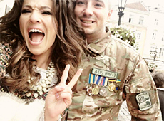 Ярош і Парасюк гульнули на весіллі бійця АТО і співачки Карпи