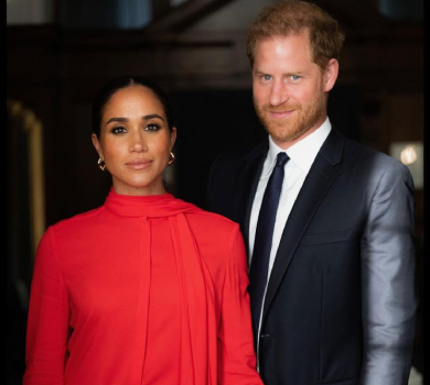 Навздогін королівському фото: оприлюднено портрети принца Гаррі й Меган