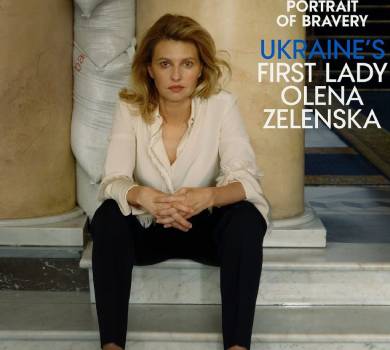 Сиджу, як дівчинка: Горбачова, Падалко й Мозгова приєдналися до флешмобу на захист Зеленської