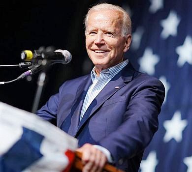 Я довіряла моєму босу: експомічниця Байдена звинуватила його в сексуальному насильстві