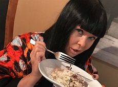 Ахат показала, як творить у Лос-Анджелесі. ФОТО