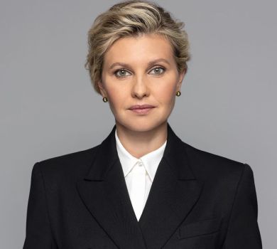 Зеленська розповіла Vogue, коли востаннє бачилася з чоловіком та що говорить дітям про війну