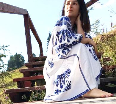 Огнєвіч у Карпатах заспівала коню і зробила постільне селфі без мейкапу