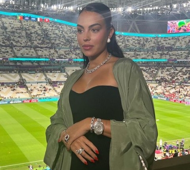 Жінка-скарб: наречена Роналду в Катарі вигуляла прикрас на понад $2 мільйони