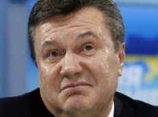 Янукович жив на Пивзаводі, пас коней і сидів на місці для двійочників