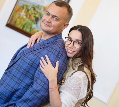 Мальдіви vs кукурудза: дружина скандального відпочивальника Арістова показалася в Києві. ОНОВЛЕНО