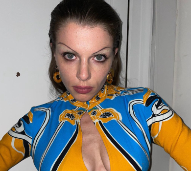 Миші, взуття на кухні і прах друга: колишня Веста Фокс епатувала румтуром своєї квартири