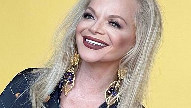 65-річна Доліна на морі влаштувала танці в купальнику. ФОТО, ВІДЕО