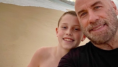 Тато обожнює: Траволта зачарував мережу ФОТО з донькою та сином