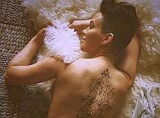 Астаф’єва показала балетні па та розписане голе тіло. ФОТО. ВІДЕО