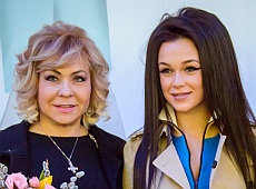 Дімопулос у кашкеті, Яремчук з начосом та Монро у панчохах сходили на моду