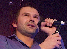 Вакарчук влаштував діджею Паші дикі танці на столі 