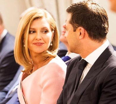 Зеленська розпочала візит до США в пастельних тонах. ФОТО