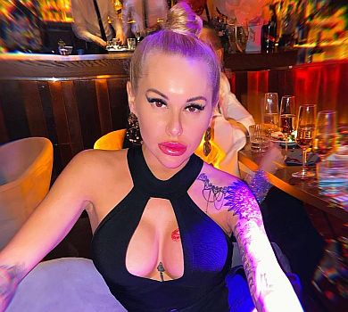 Ніякого фізичного насилля та не залетіти в 16: Морозюк назвала головні правила виховання сина