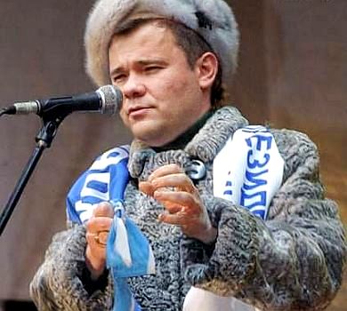 Наколоті апельсини-2. Богдана у мережі зафотожабили під жінку Януковича