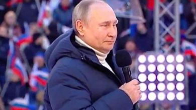 Тріумф скрєп: путін у Лужниках звернувся до росіян у куртці за 1,5 мільйона рублів. ФОТО