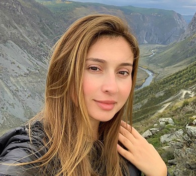 Ярославська у горах Алтая жила в наметі, пила з річки та їла те, що ніколи не їсть 