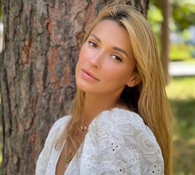 Улюблена фотографія: Tayanna вперше показала цілунок із коханим